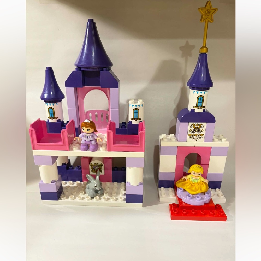 Princess Sofia Castle Building Set - Pink and Purple